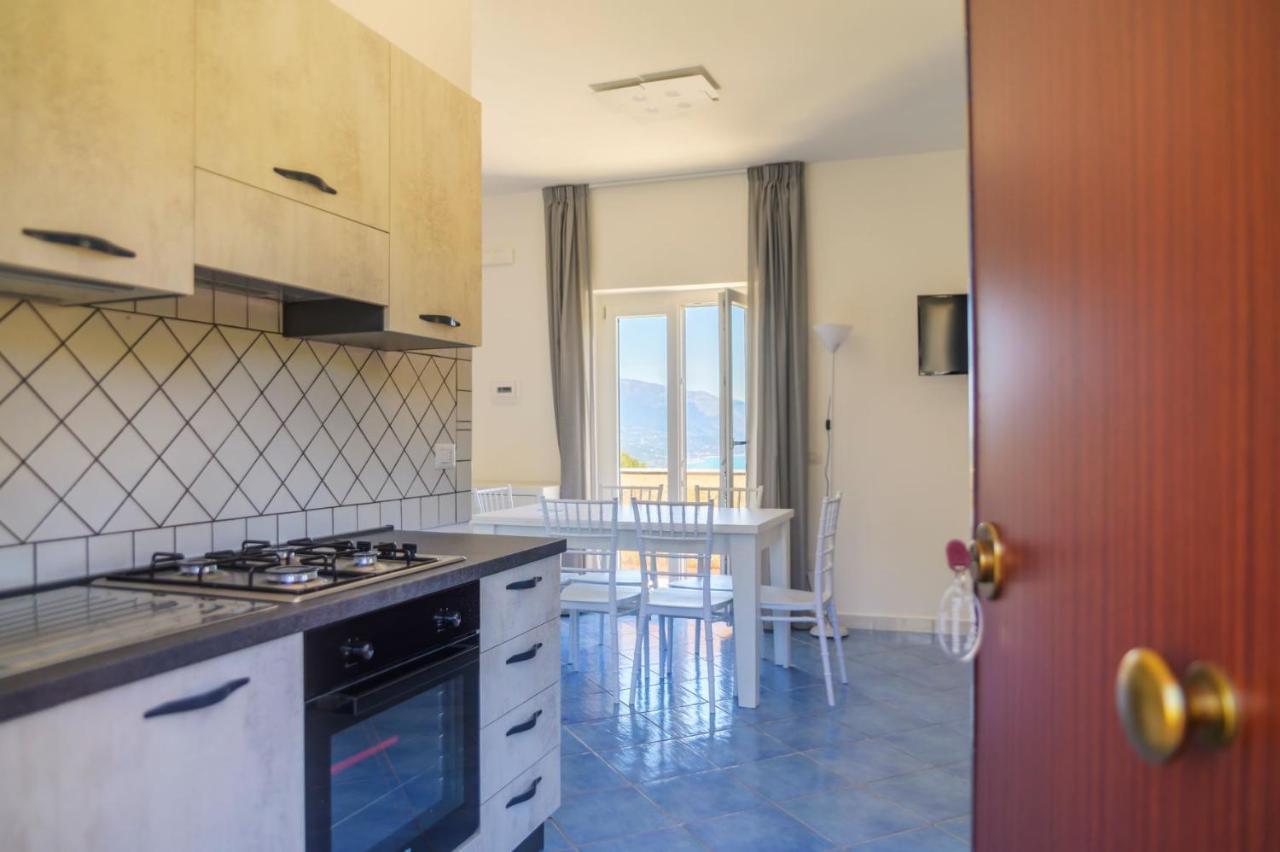 Apartamento L'Incanto Del Golfo Scario Exterior foto